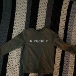 Givenchy Men's Green Sweater